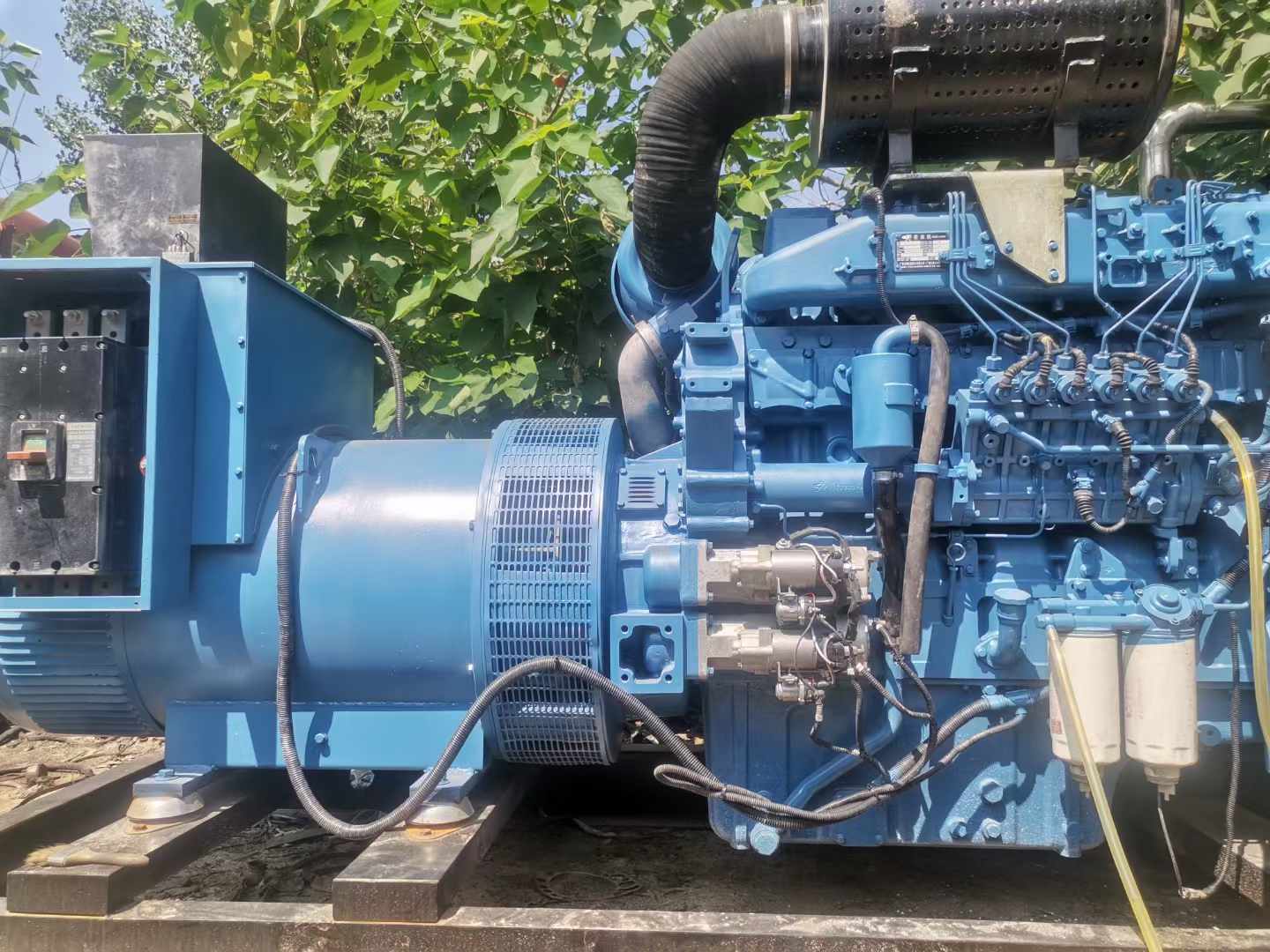 平利详细说明降低 800kW 柴油发电机输出电流波动的方法